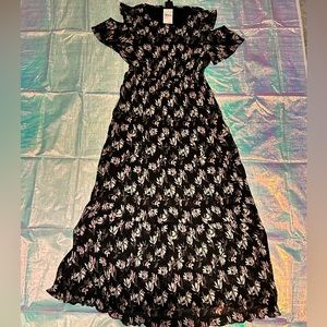 BOBEAU NWT SIZE MEDIUM COLD SHOULDER LONG BLACK DRESS W/ LIGHT PINK FLOWERS